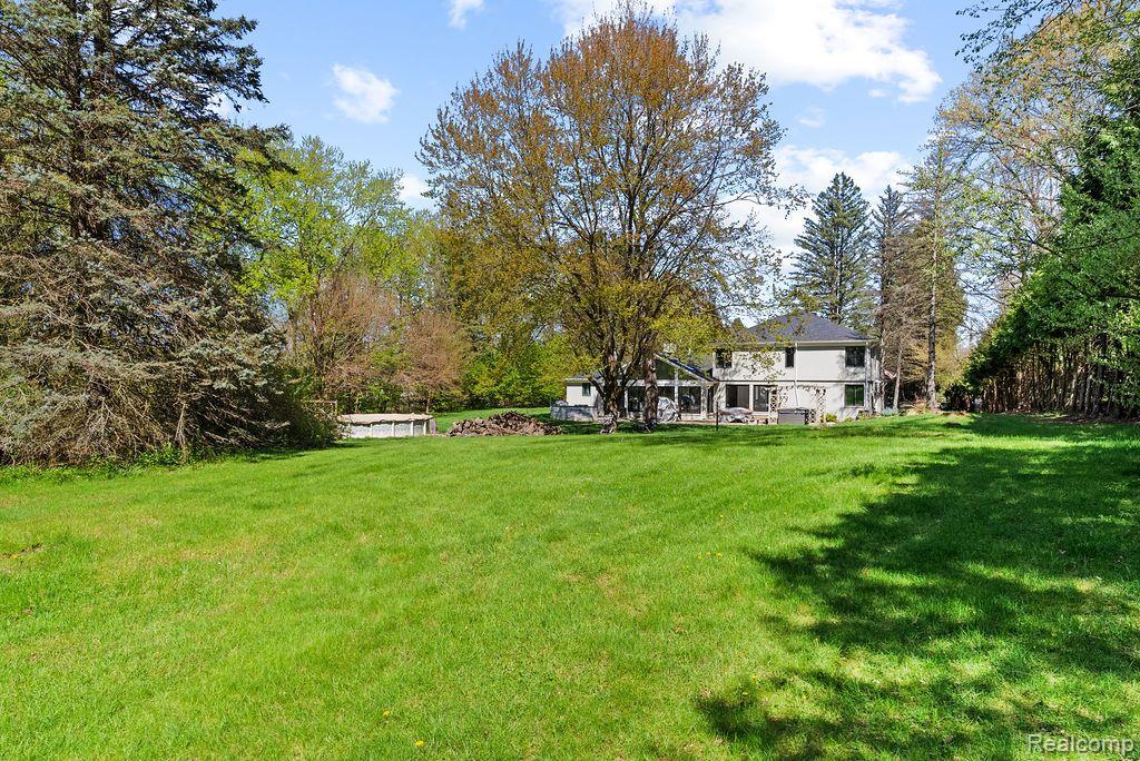 9855 ORTONVILLE Road, Clarkston, MI 48348 — Photo 57