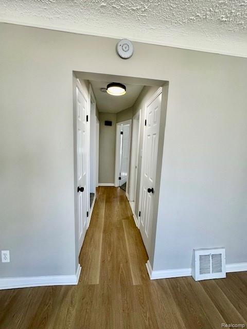 18706 Woodside Street, Harper Woods, MI 48225 — Photo 6