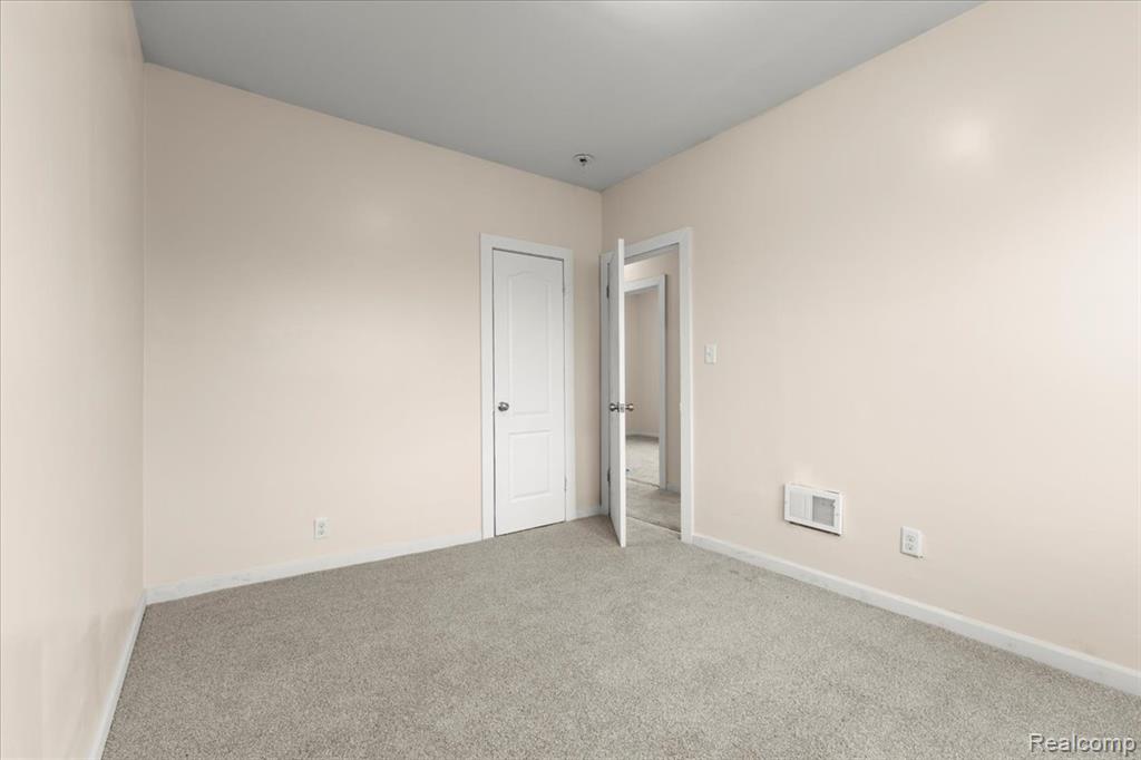 9662 Broadstreet Avenue, Detroit, MI 48204 — Photo 29