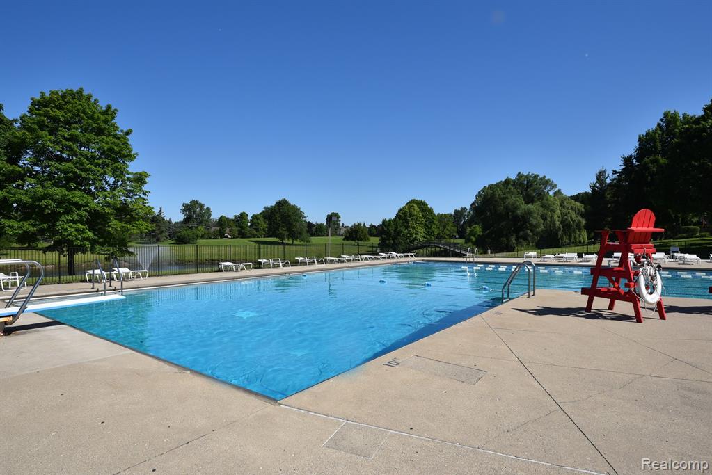 1709 BRENTWOOD Drive, 288, Troy, MI 48098 — Photo 27