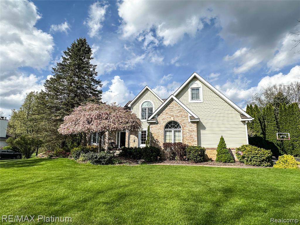 8868 Solitude Drive, Brighton, MI 48116 — Photo 2