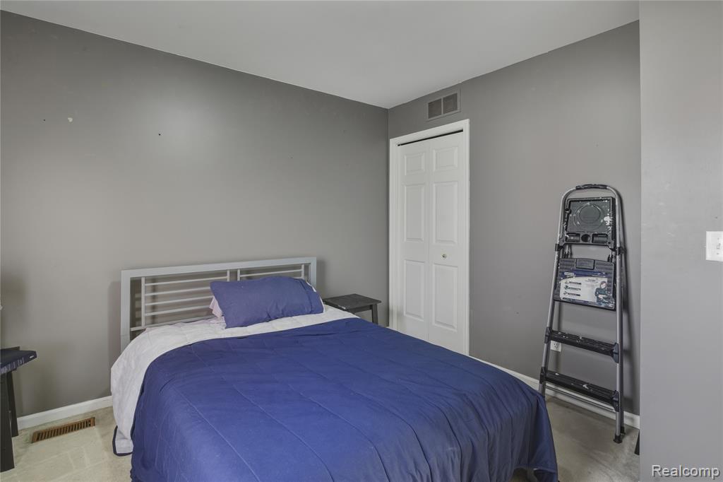 15459 Brookside Drive, Van Buren, MI 48111 — Photo 37