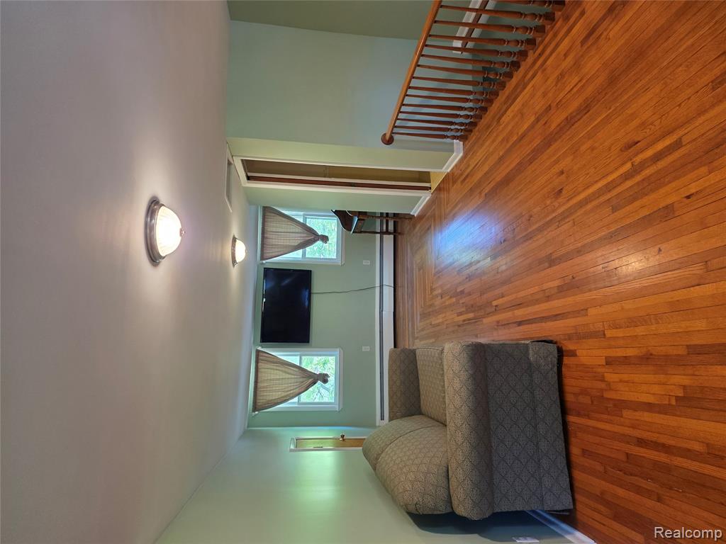 403 East Road, Holly, MI 48442 — Photo 2