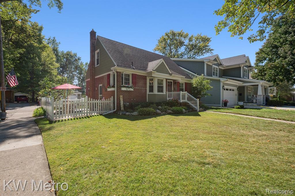 903 Hickory Avenue, Royal Oak, MI 48073 — Photo 30