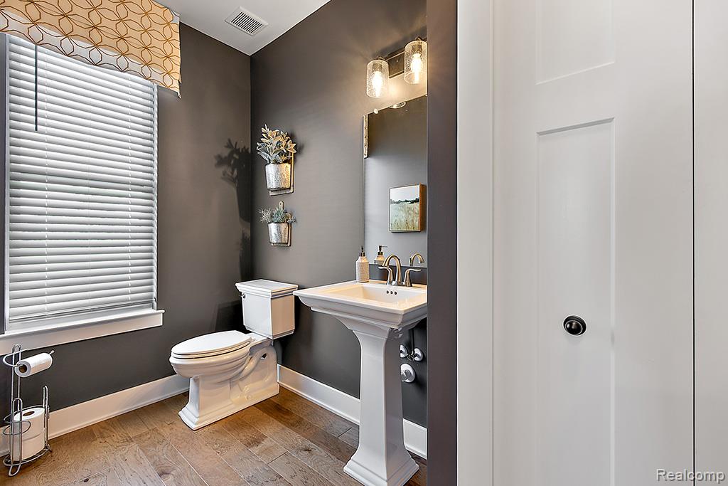 6167 N Trailwoods Drive, Ann Arbor, MI 48103 — Photo 8