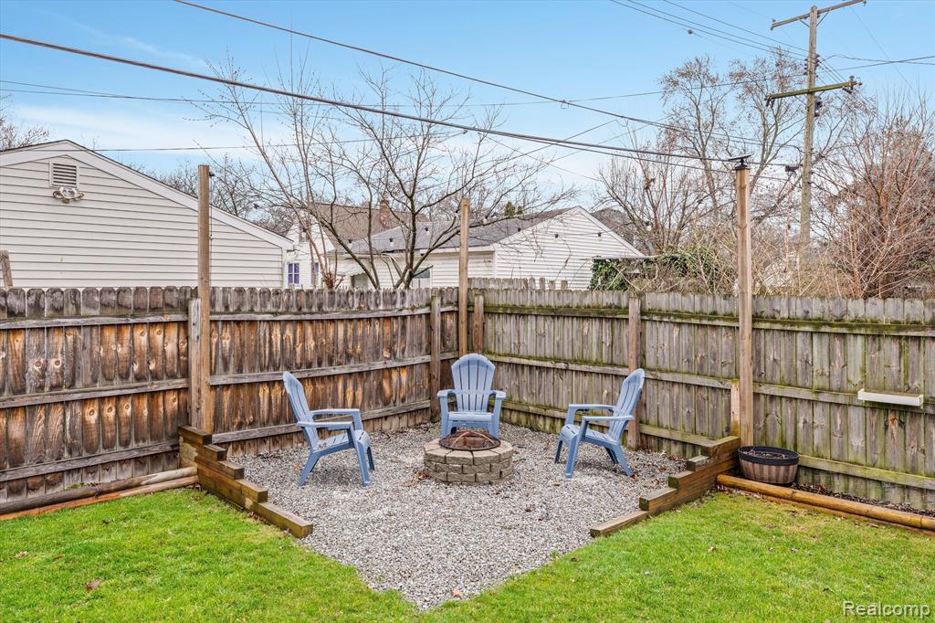 820 N BLAIR Avenue, Royal Oak, MI 48067 — Photo 37
