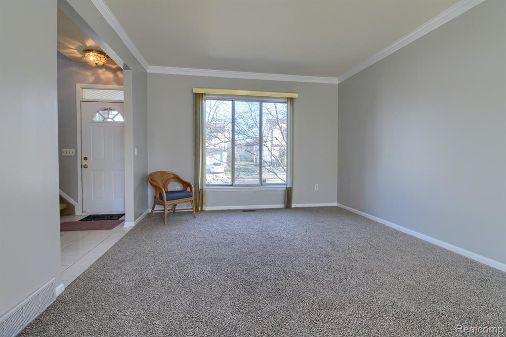 571 NEW TOWN Street W, Detroit, MI 48215 — Photo 6