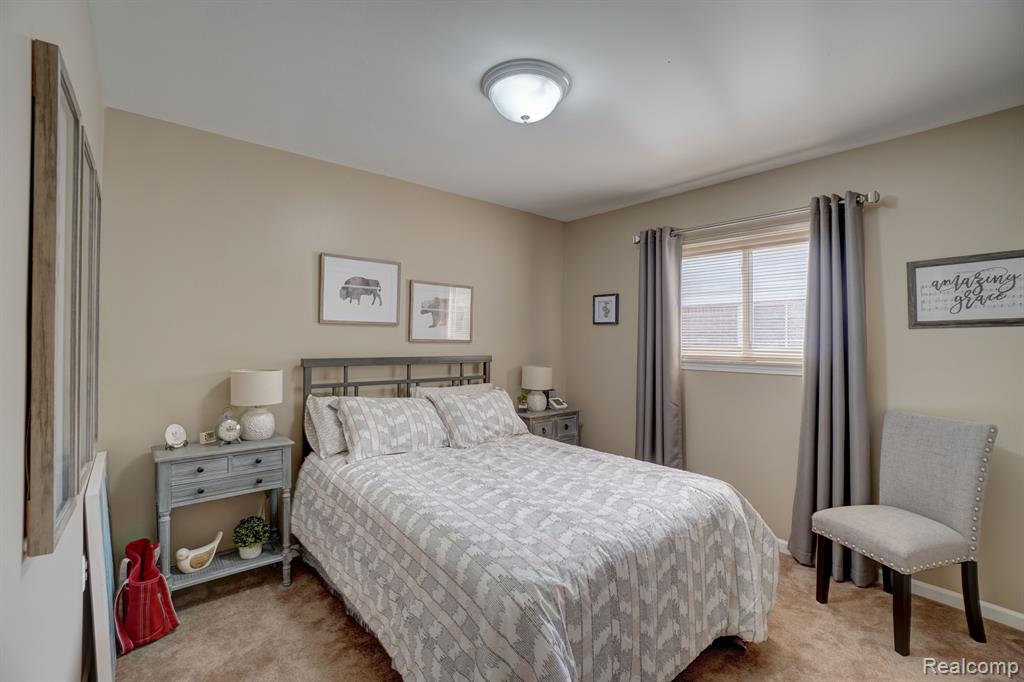 5760 LARKINS Drive, Troy, MI 48085 — Photo 19