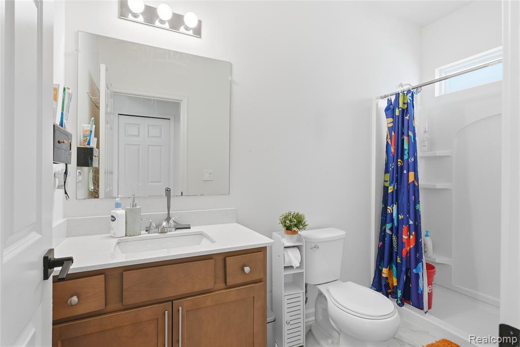 20975 Calabrese Drive, South Lyon, MI 48178 — Photo 17