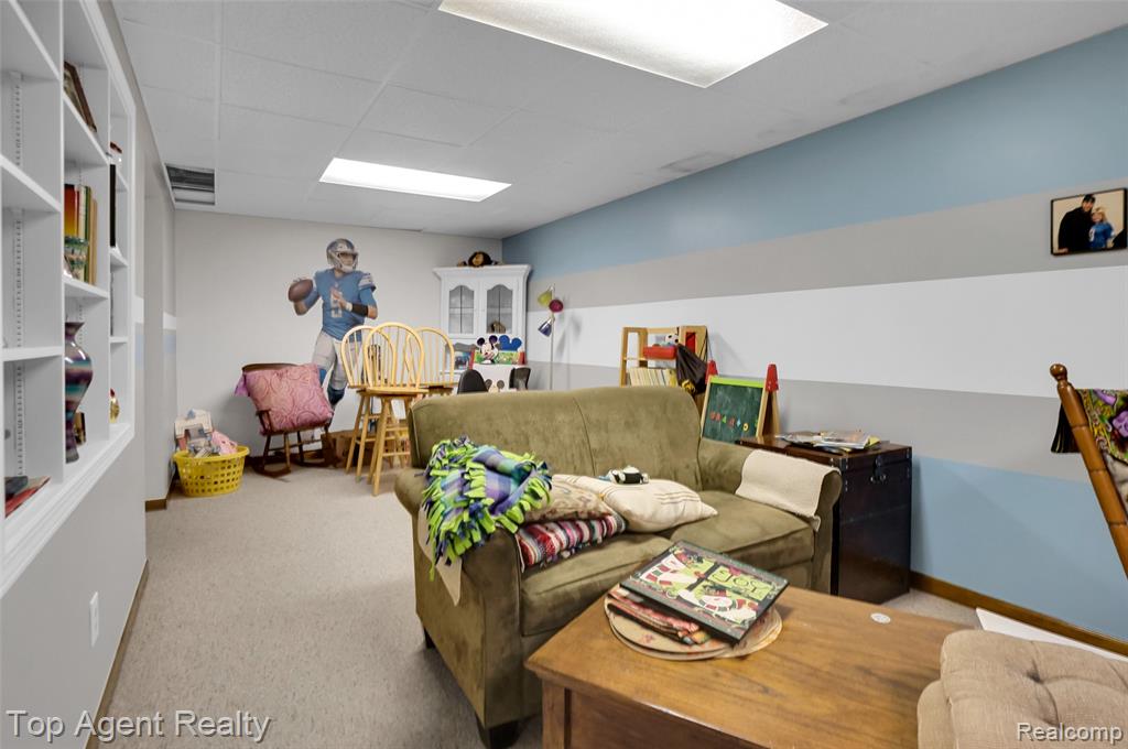 43058 W Kirkwood Drive, Clinton Twp, MI 48038 — Photo 30