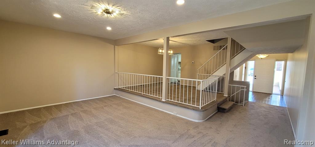 7416 Azalea Court, West Bloomfield, MI — Photo 5