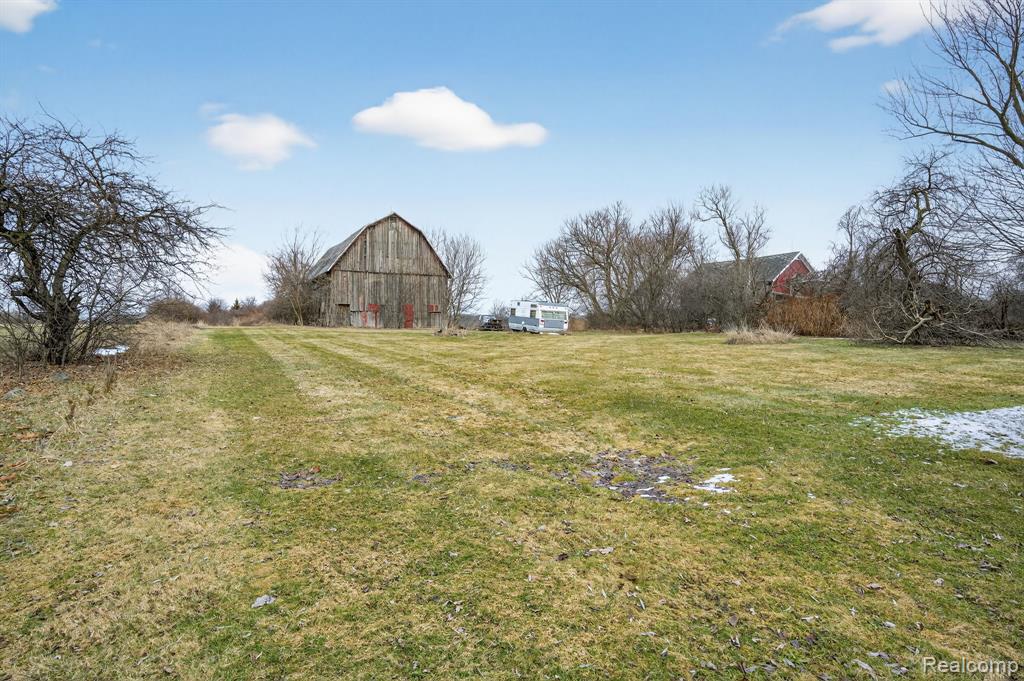 6074 Lennon Road, Swartz Creek, MI 48473 — Photo 38