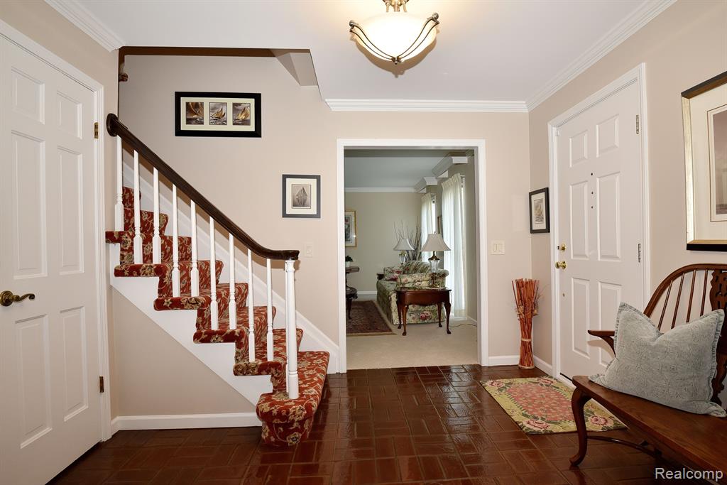 5544 WHITE HALL Circle, West Bloomfield, MI 48323 — Photo 5