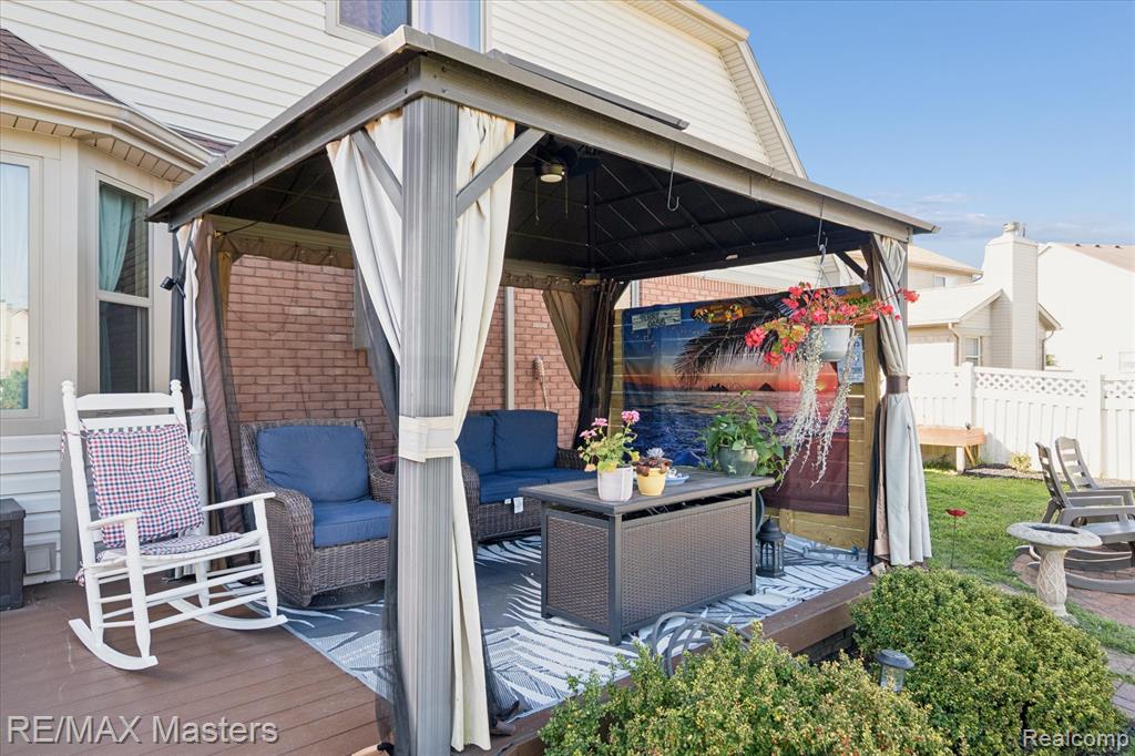 23121 Leighwood Drive, Woodhaven, MI 48183 — Photo 46