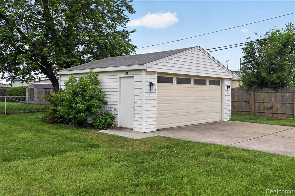 18514 Ray Street, Riverview, MI 48193 — Photo 29