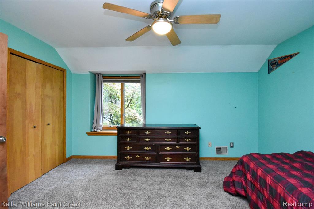 713 KNIBBE Road, Lake Orion, MI 48362 — Photo 35