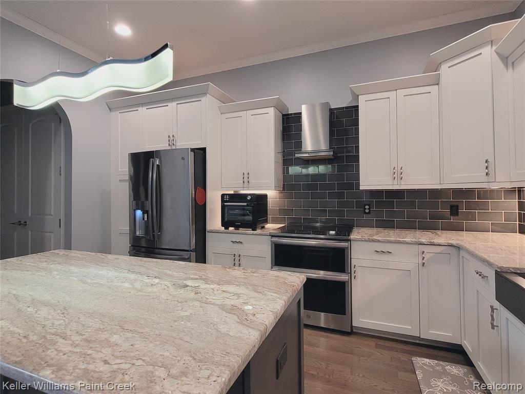5612 Knob Hill Circle, Clarkston, MI 48348 — Photo 5