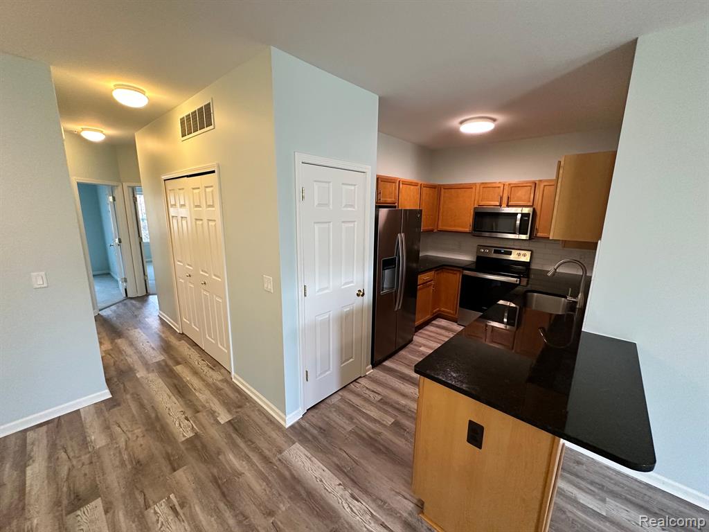 25520 PORTICO Lane, Novi, MI — Photo 8