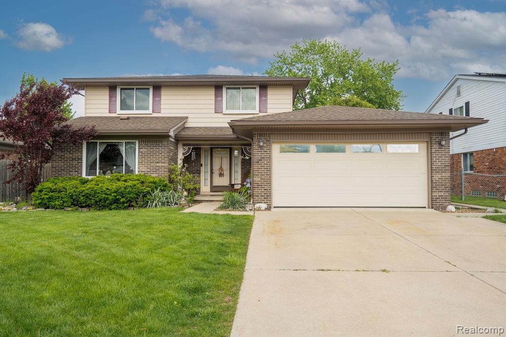 19495 Wherle Drive, Riverview, MI 48193 — front exterior