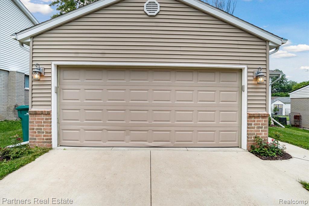 221 TAFT Street, Ypsilanti, MI 48197 — Photo 41