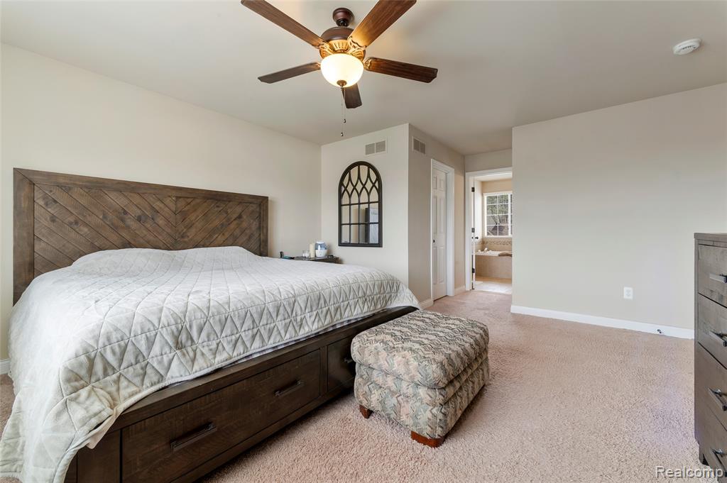 50692 Pinnacle Woods Lane, Macomb, MI 48042 — Photo 36