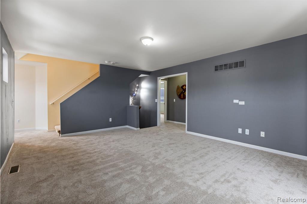50444 THEODORE Lane, Chesterfield, MI — Photo 14