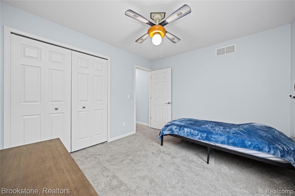 510 Woodland Hills Drive, Walled Lake, MI 48390 — Photo 27