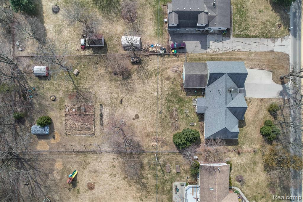 6820 WALTERS Road, Clarkston, MI — Photo 13