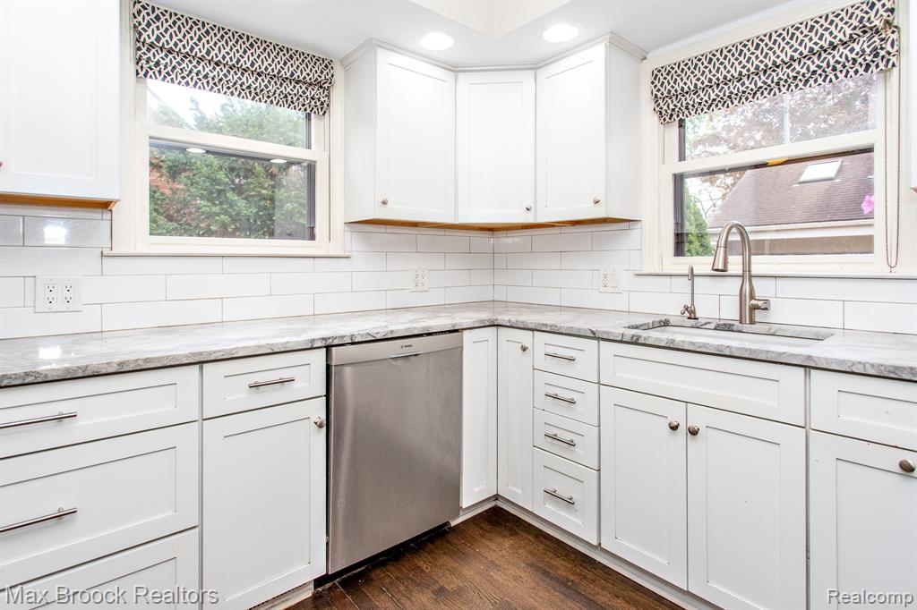 12769 Lasalle Lane, Huntington Woods, MI — Photo 15