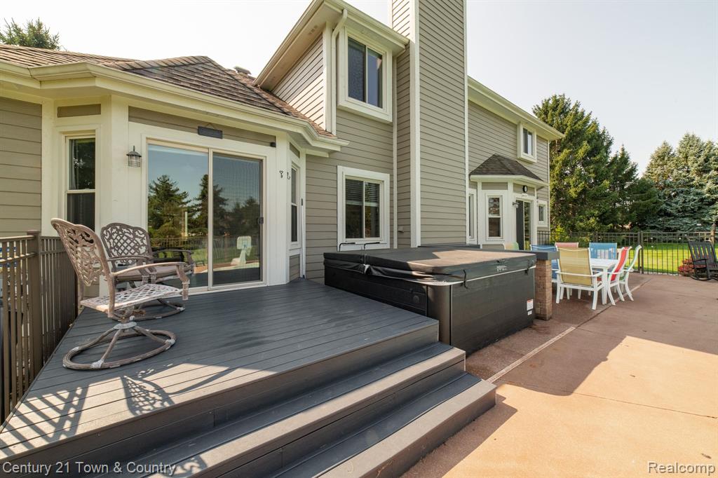914 SHREWSBURY Drive, Clarkston, MI 48348 — Photo 50