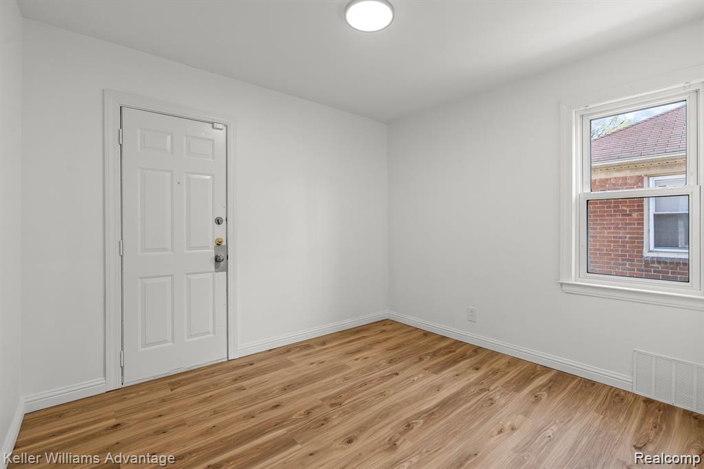 20558 Oakfield Street, Detroit, MI 48235 — Photo 17