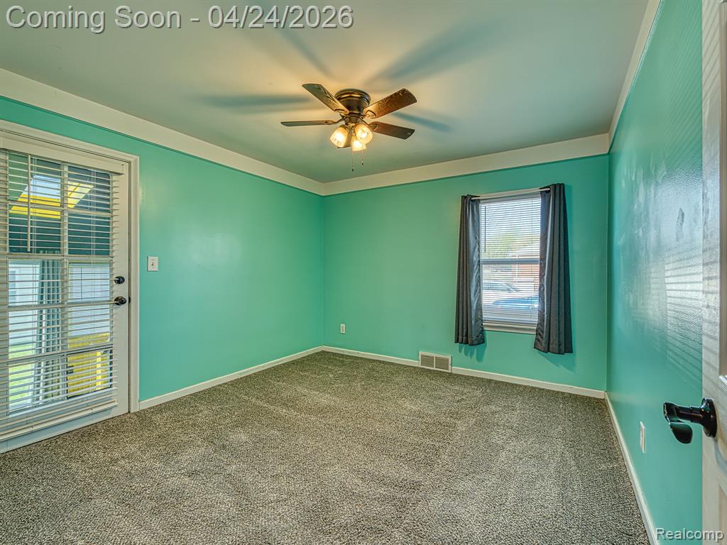 877 Moran Avenue, Lincoln Park, MI 48146 — Photo 17