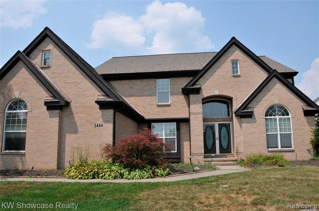 5444 BUELL Drive, Commerce Twp, MI 48382 — front exterior