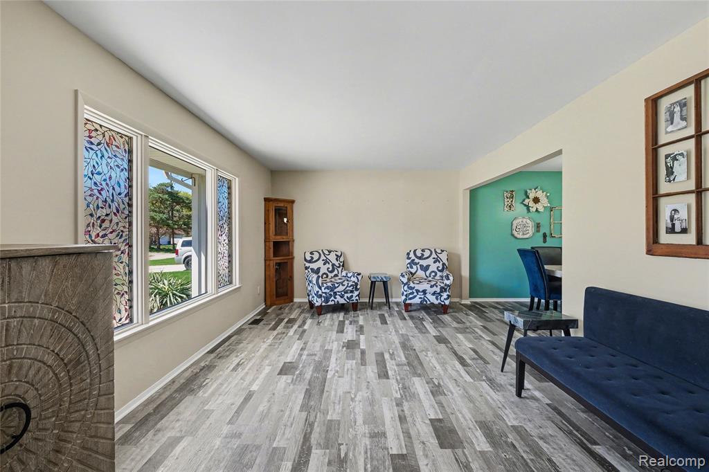 4459 Sunderland Place, Flint, MI 48507 — Photo 4