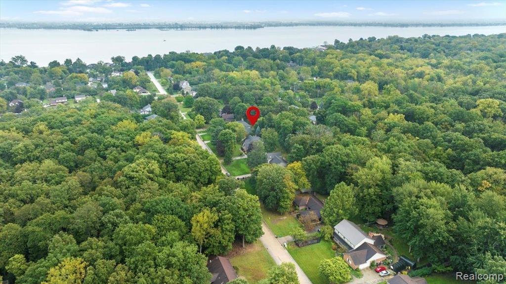 8707 VOIGT Avenue, Grosse Ile, MI 48138 — Photo 68