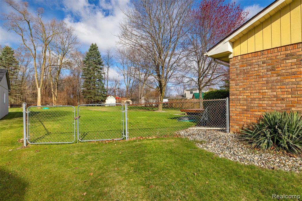 46405 Oaklawn Street, Macomb, MI 48042 — Photo 30