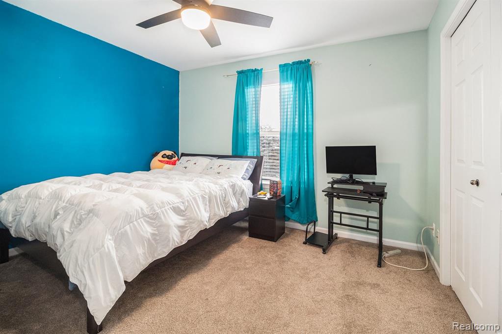 829 Grandview Drive, Commerce Twp, MI 48390 — Photo 16
