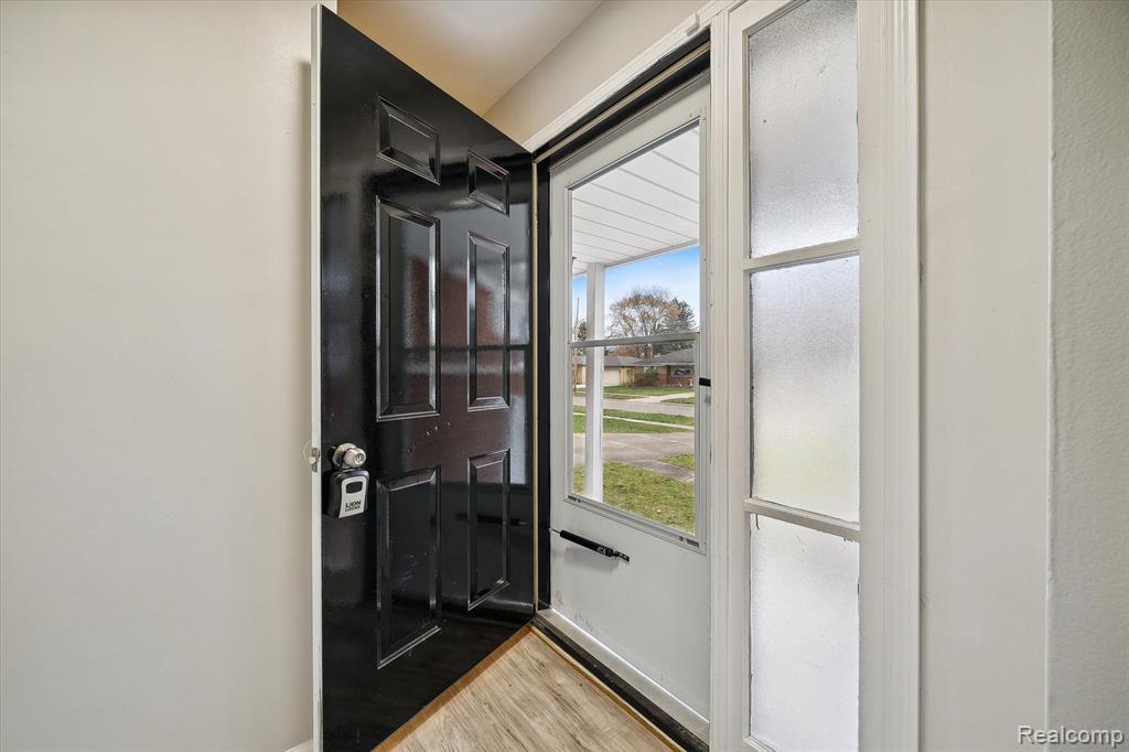 9349 KINLOCH, Redford, MI 48239 — Photo 3
