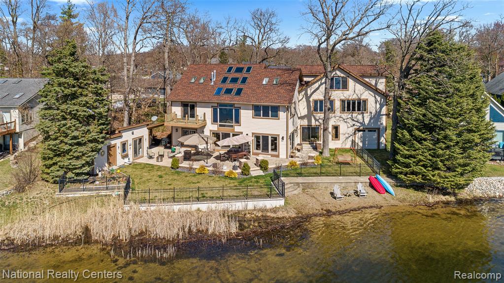 1100 Clearwater Boulevard, White Lake, MI — Photo 90