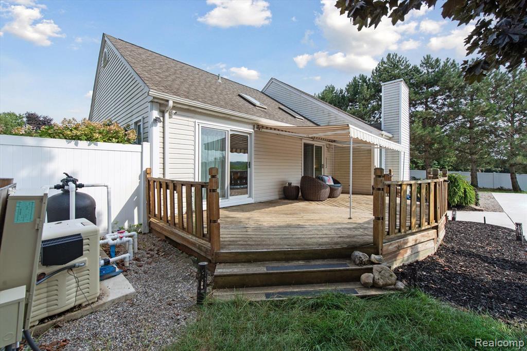 810 CARRINGTON Boulevard, Monroe, MI 48161 — Photo 65