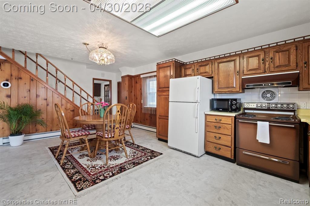 11417 N Shore Drive, Whitmore Lake, MI 48189 — Photo 24