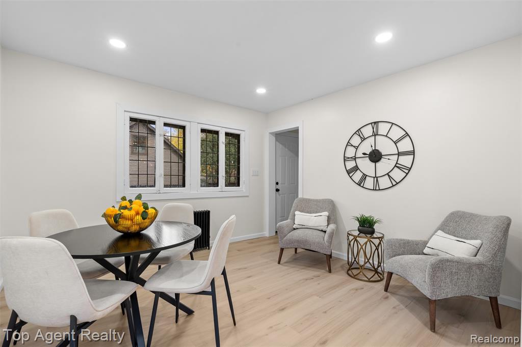 784 Barrington Road, Grosse Pointe Park, MI 48230 — Photo 16