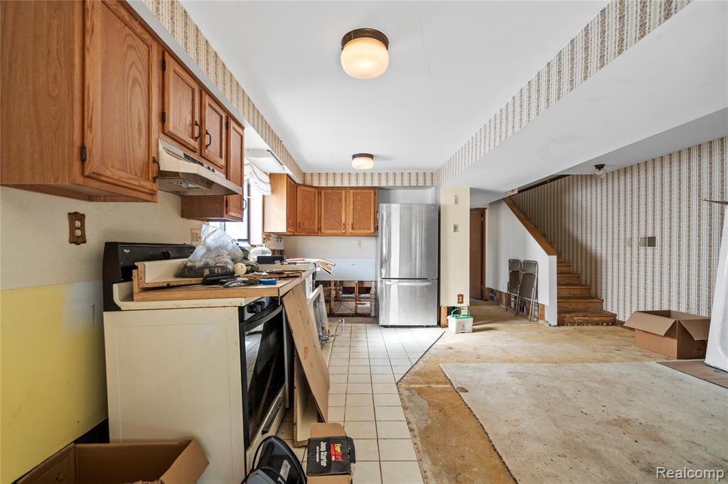 6675 Langtoft Street, West Bloomfield, MI 48324 — Photo 13