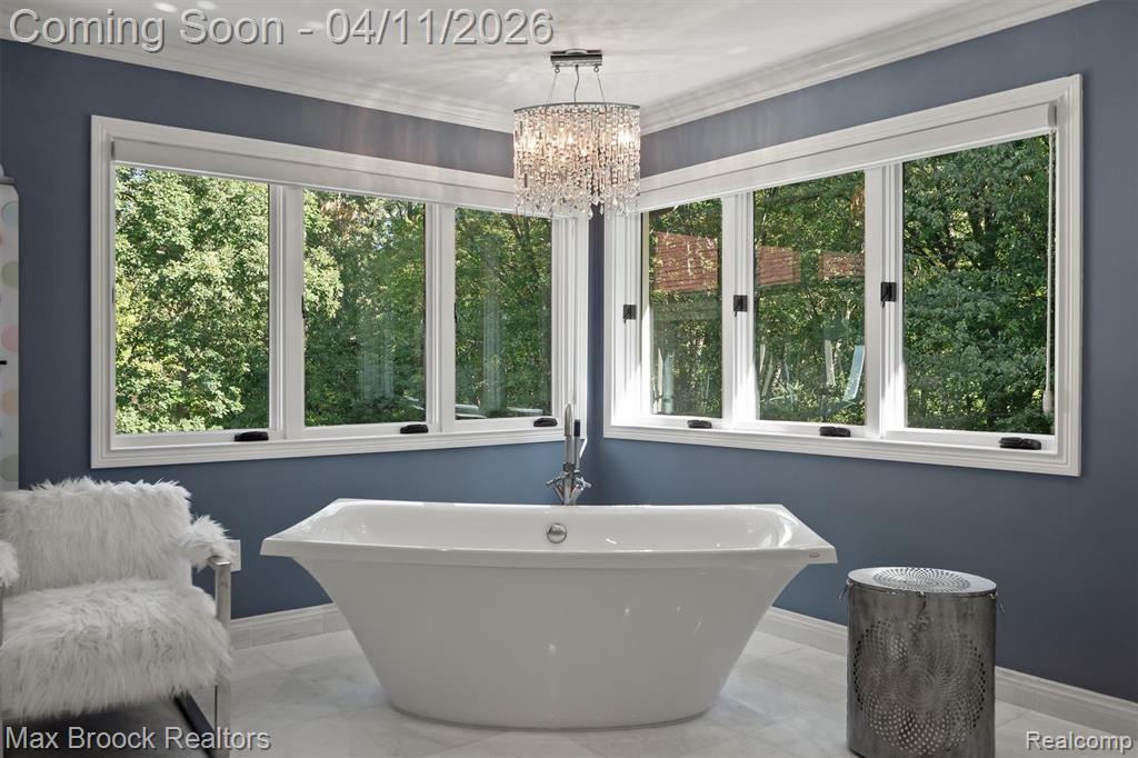 5190 Clarendon Crest Street, Bloomfield Hills, MI, 48302