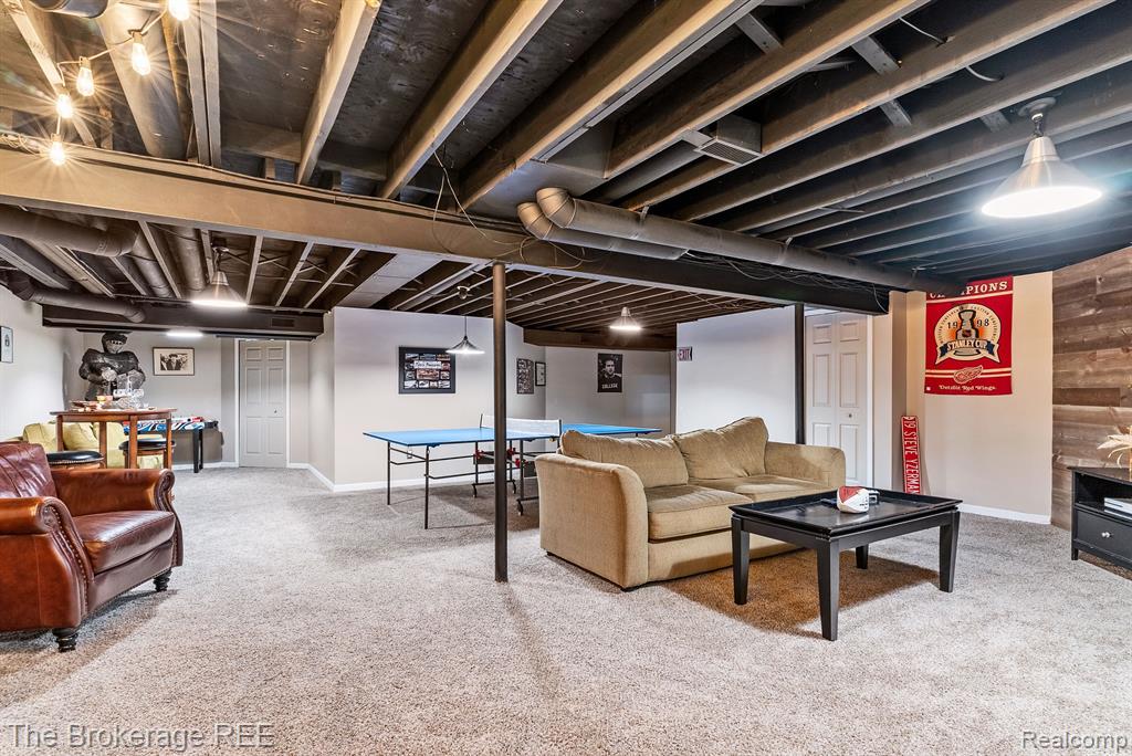 49730 WILLOWOOD Drive, Macomb, MI 48044 — Photo 36