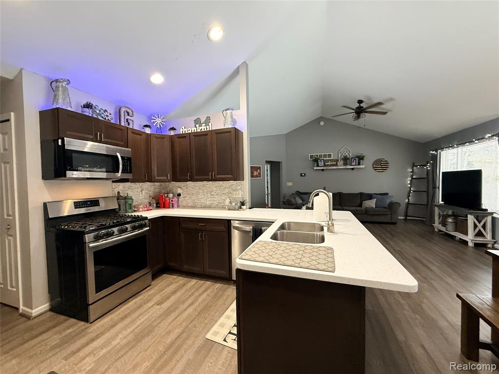 695 Bunce Avenue, Marysville, MI 48040 — Photo 10