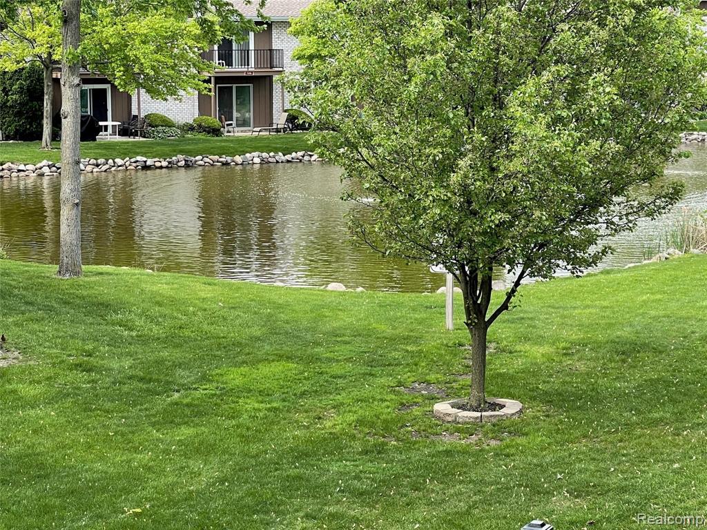 7325 WOODVIEW DR. Unit #4, Westland, MI — Photo 26