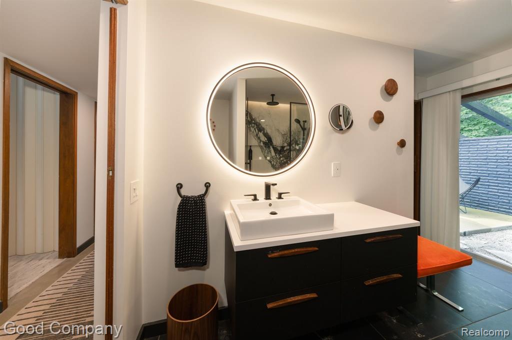 5385 Bywood Road, Bloomfield Hills, MI 48302 — Photo 36
