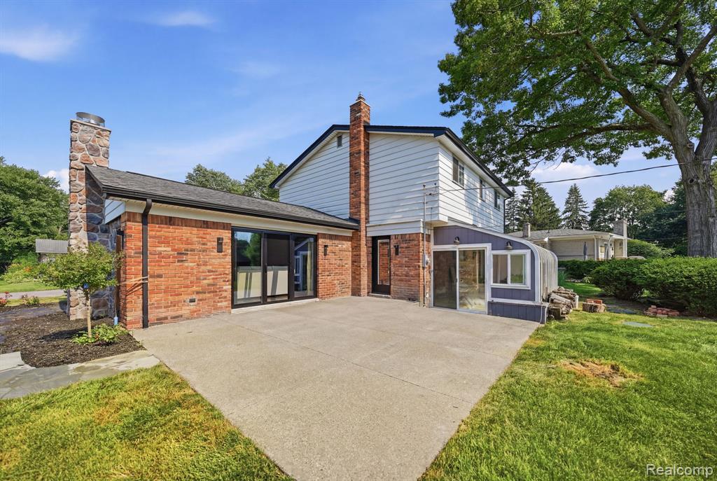 8327 Fox Bay Drive, White Lake, MI — Photo 41