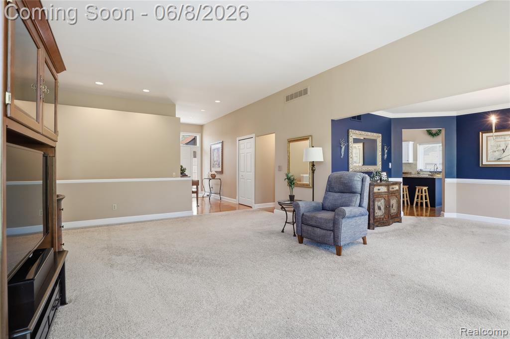 6153 Pine Creek Court, Grand Blanc, MI 48439 — Photo 8